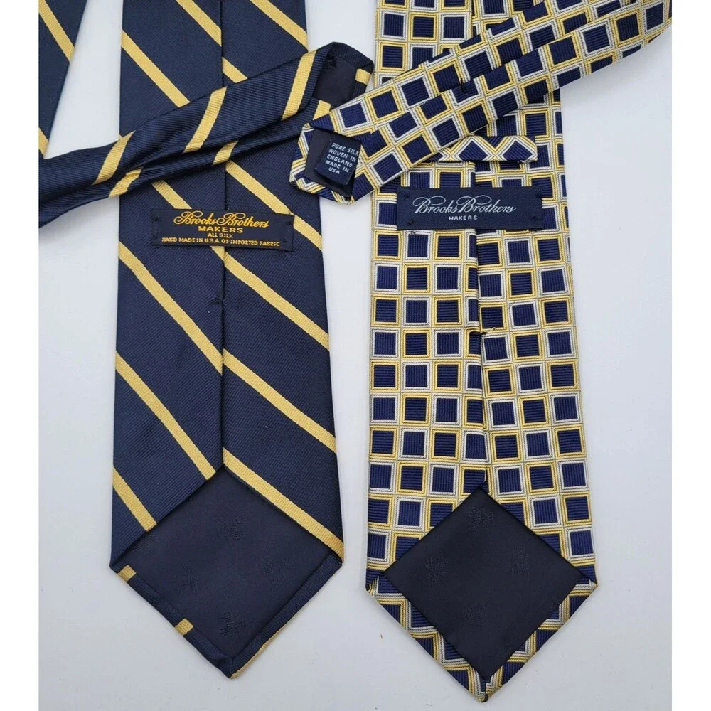 Brooks Brothers Makers Silk Tie Striped and Geometric Foulard Necktie Blue Gold